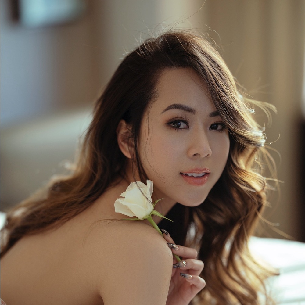 Meet your Posher, Lina